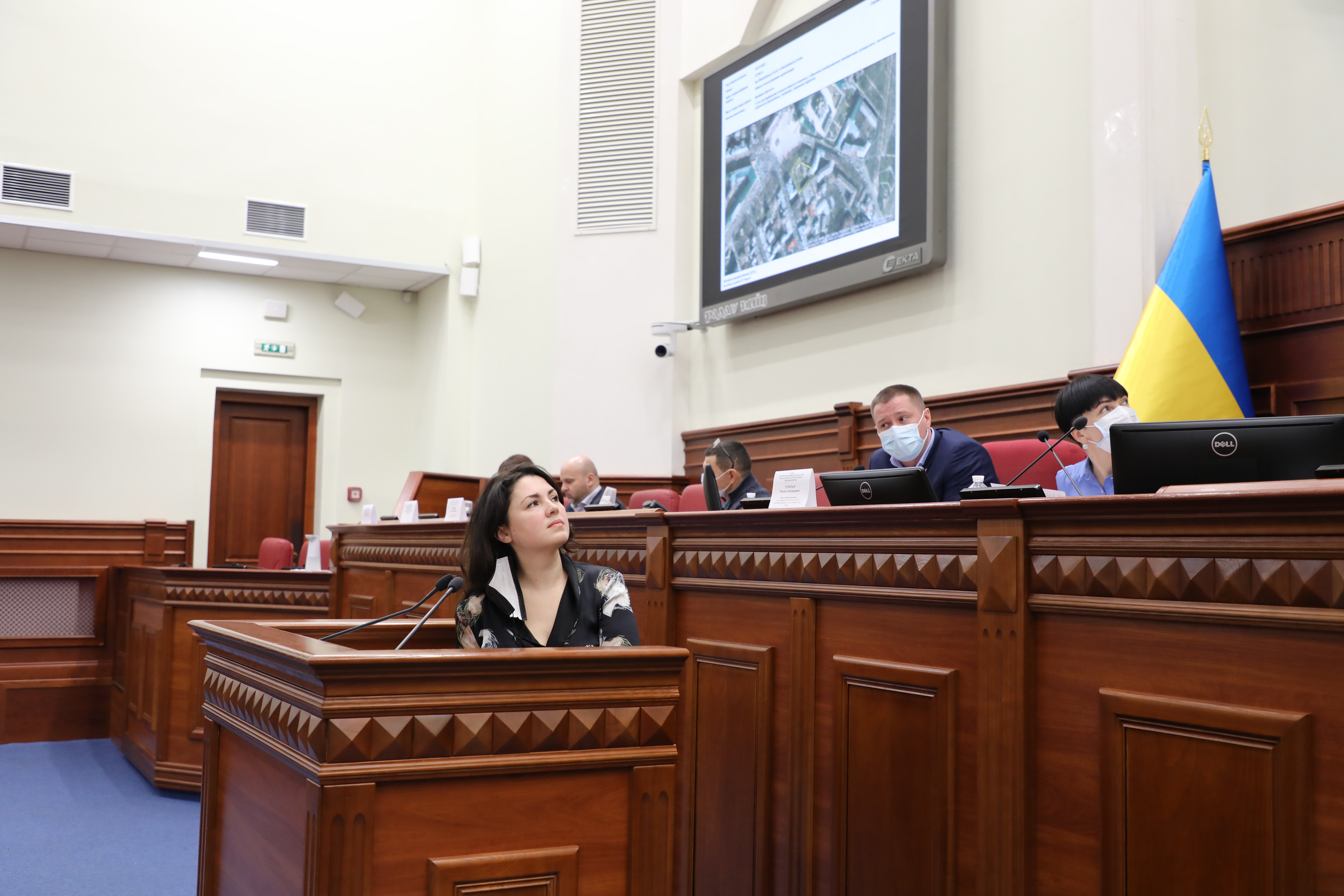 Комиссия Киевсовета поддержала проект решения о передаче “Сквера Небесной сотни” в коммунальную собственность города
