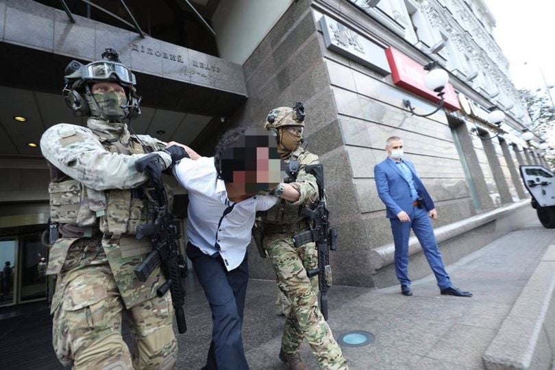 Угрожавшего взорвать банк в центре Киева гражданина Узбекистана отправили на принудительное лечение