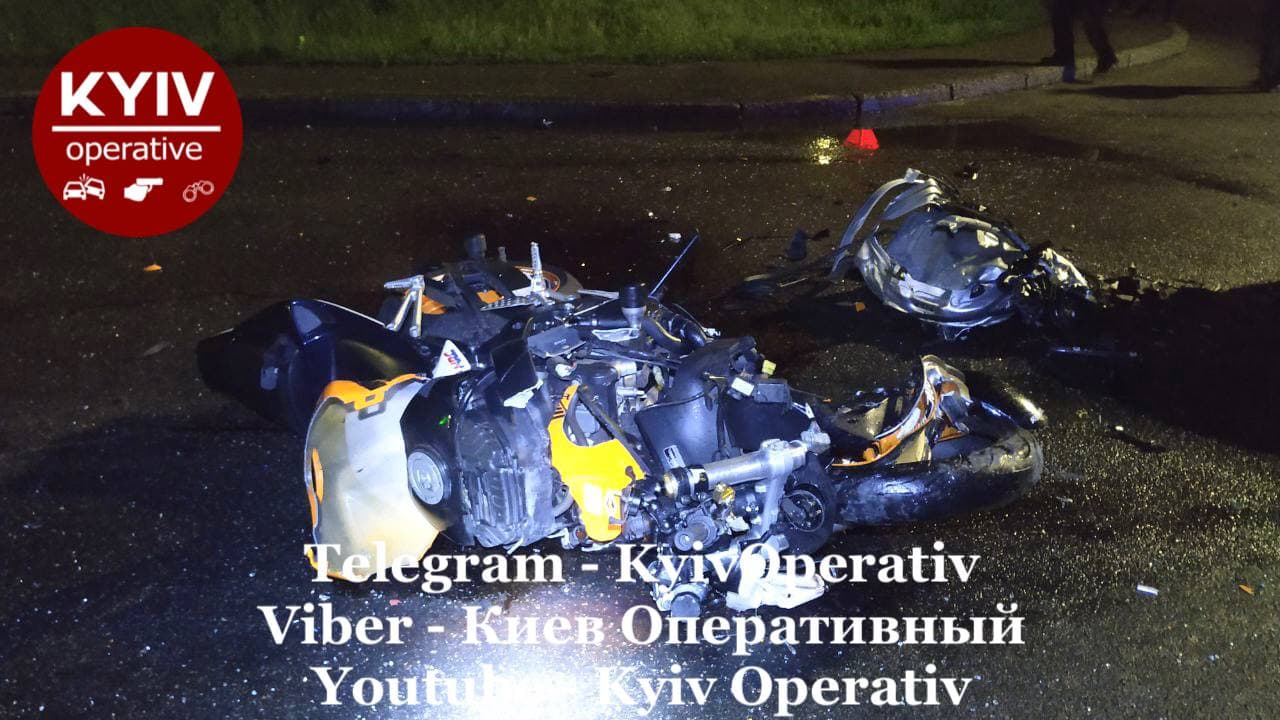 На Столичном шоссе мотоциклист погиб в результате столкновения с автомобилем (фото)