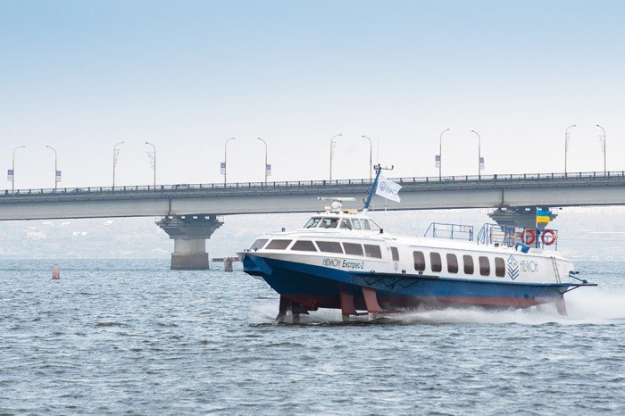 Из Киева в Канев по Днепру планируют запустить скоростные теплоходы