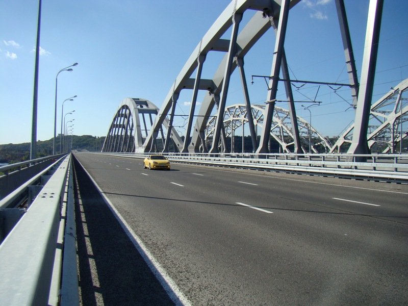 Кабмин принял порядок расходования средств на строительство мостового перехода на участке Киев-Московский - Дарница