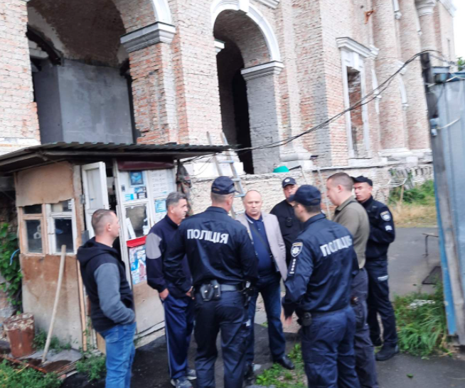 Гостиный двор в Киеве вместо частной охраны будет охранять полиция