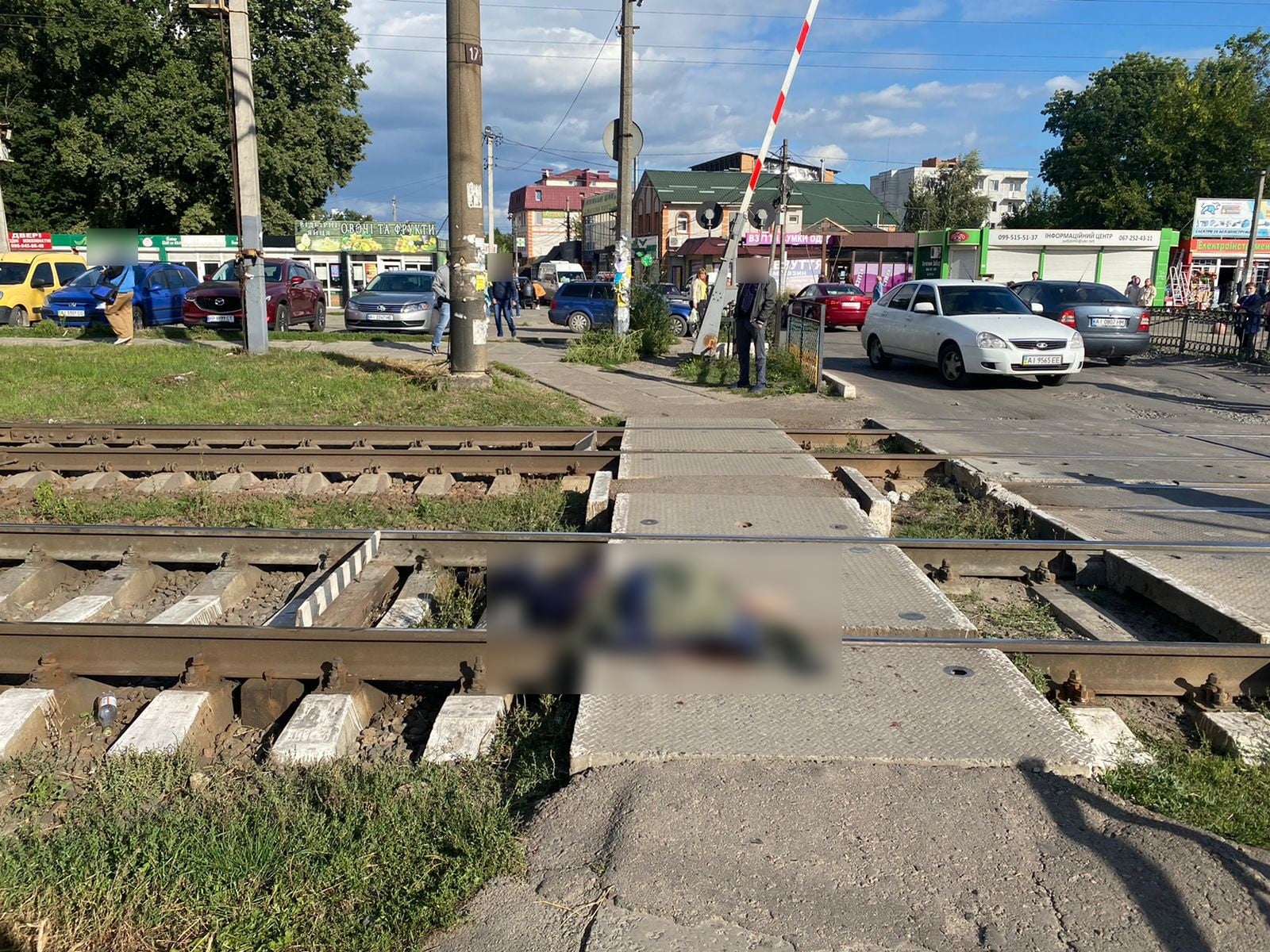 На Киевщине парень погиб, попав под поезд