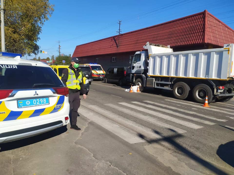 В Боярке на Киевщине самосвал сбил мужчину на пешеходном переходе
