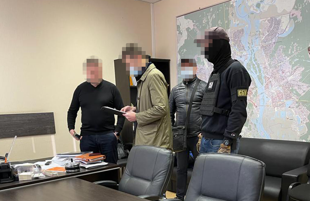 Правоохранители провели обыски в КП “Киевтеплоэнерго” и вручили подозрение директору структурного подразделения компании и подрядчику