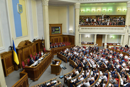 Разумков созвал внеочередное заседание ВР: оппозиция хочет повысить пенсии