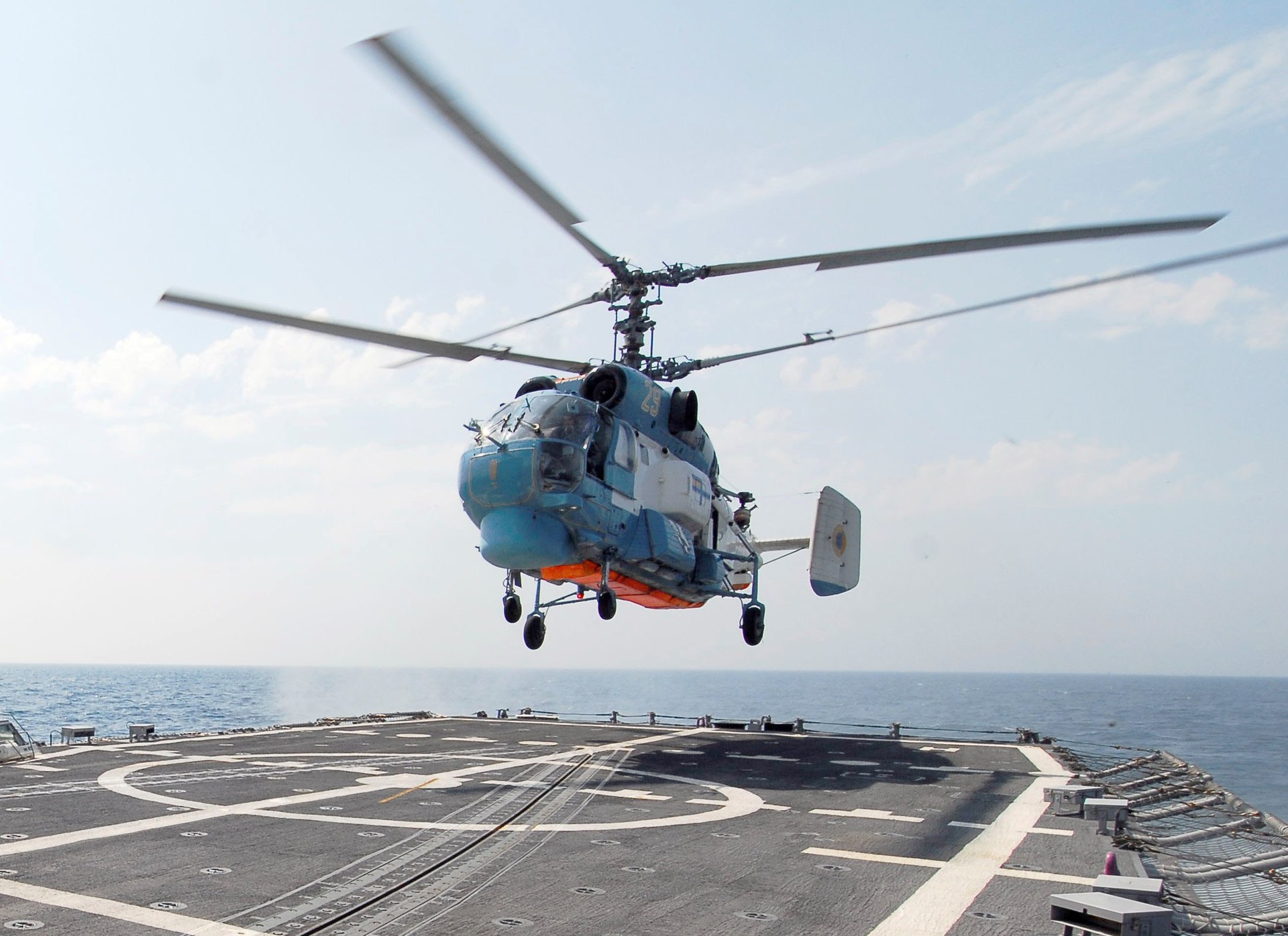 “Воздушные и Военно-Морские Силы – наш критический приоритет”, – министр обороны Украины Резников