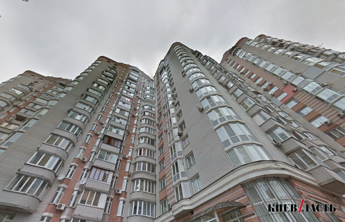 Главу Департамента ГАСК КГГА просят проверить законность строительства надстройки на многоэтажке по улице Руданского
