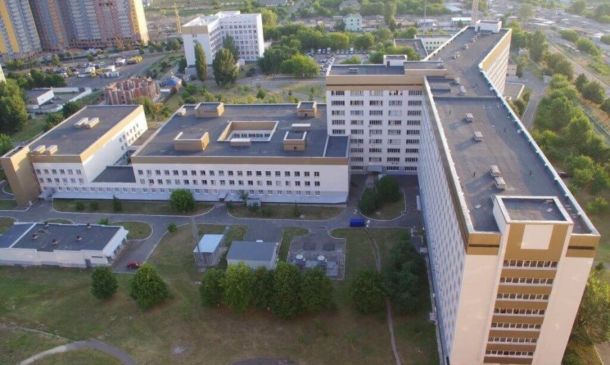 В морге киевской больницы №8 с родственников умерших требовали десятки тысяч гривен - СМИ