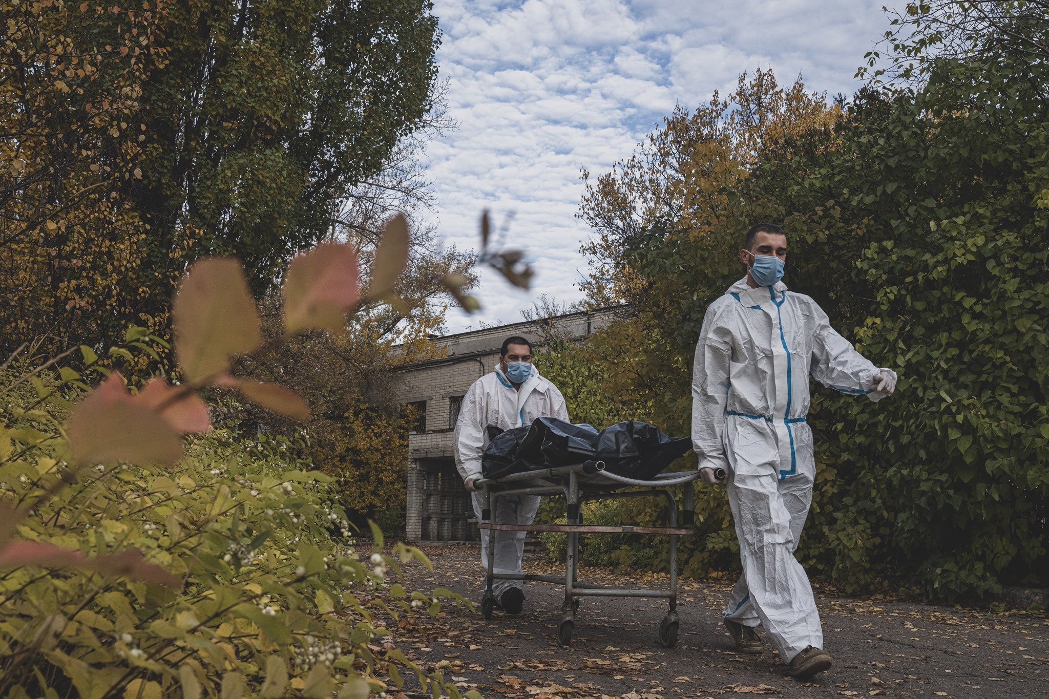 За сутки в Украине от коронавируса умерли 278 человек