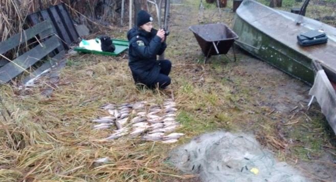 На реке Стугна в Киевской области рыбоохранный патруль зафиксировал грубое нарушение правил рыболовства