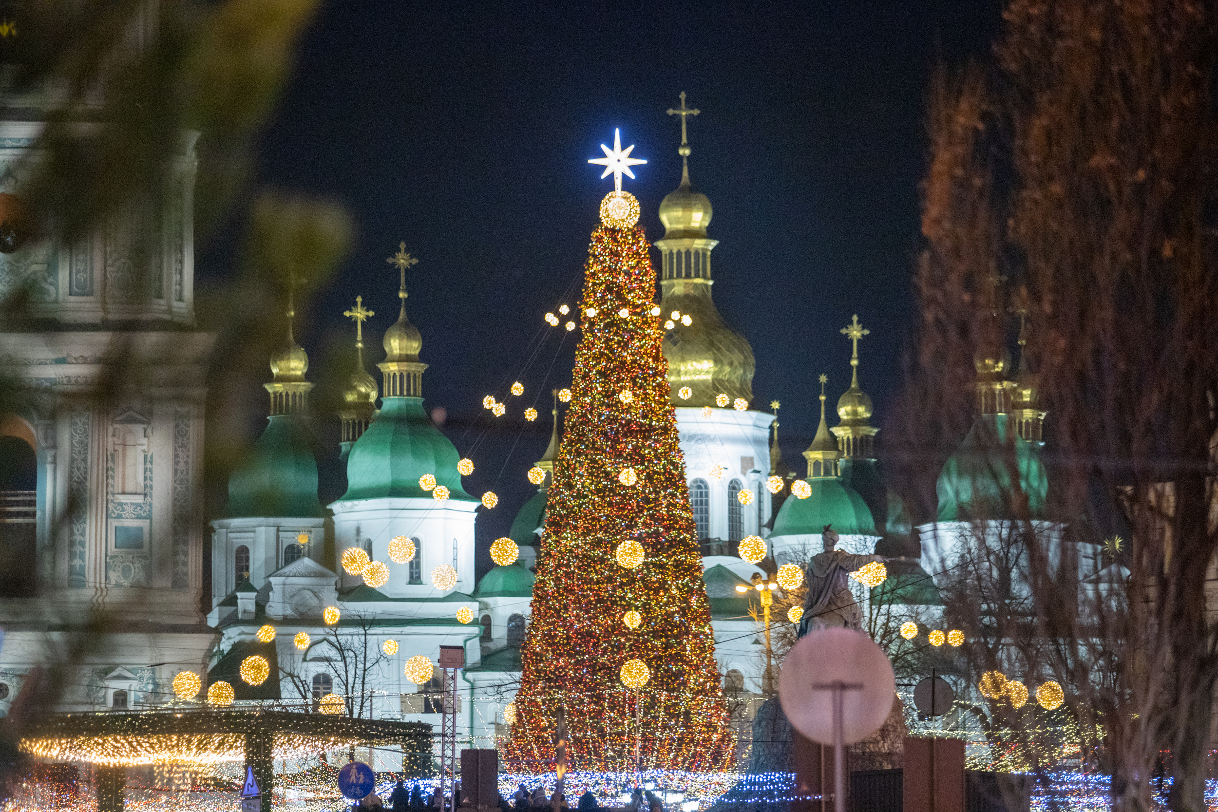 Уже в понедельник, 17 января, в Киеве начнут демонтировать праздничную локацию на Софийской площади