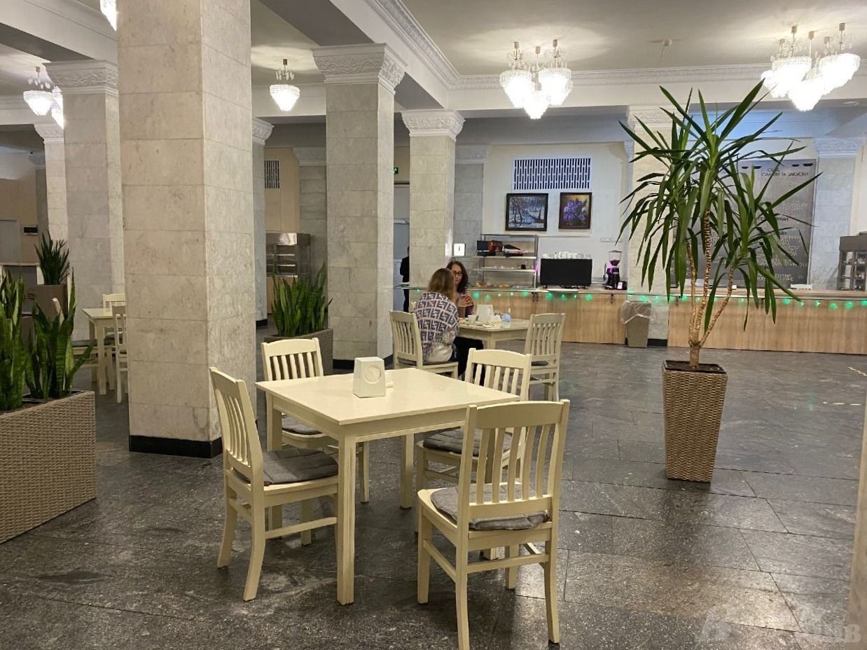 В мэрии Киева в тестовом режиме заработала обновленная столовая (фото)