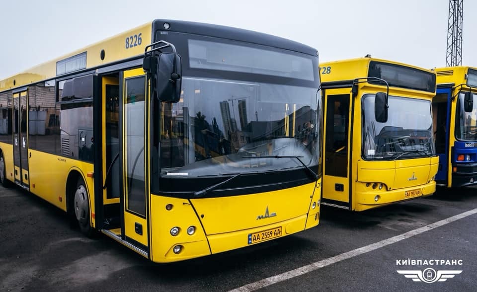 С сегодняшнего дня, 20 января, в Киеве запустили три новых автобусных маршрута (схемы)