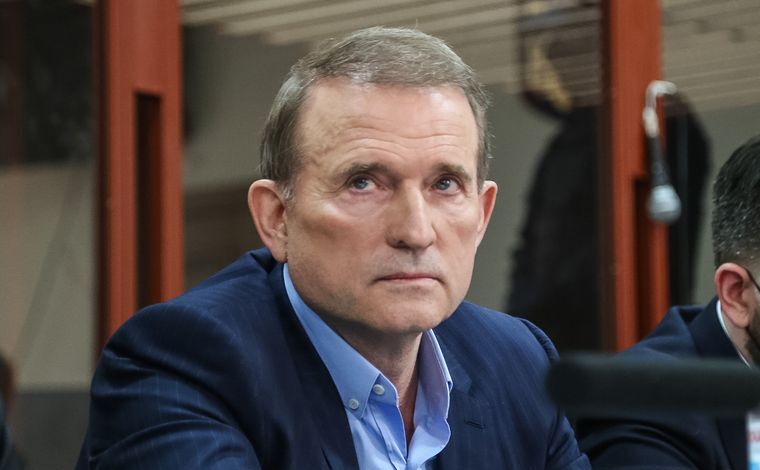Медведчук останется под домашним арестом еще на 2 месяца - решение суда