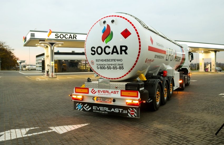 АЗС SOCAR безкоштовно надаватиме паливо для машин швидкої допомоги та ДСНС