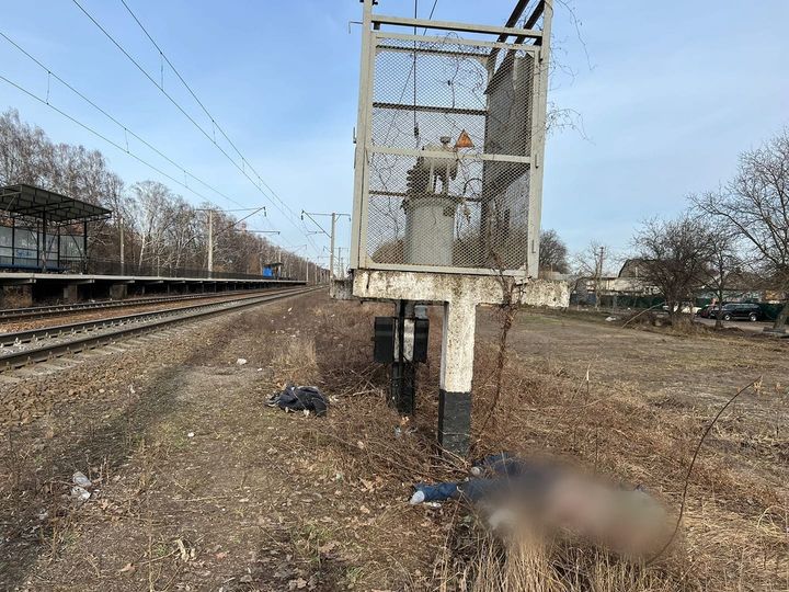 В Броварах на Киевщине молодой человек бросился под поезд