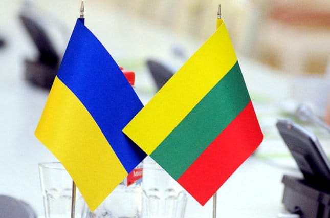 Литовський парламент прийняв рішення із закликом закрити небо над Україною