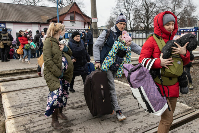 Із Київського міського будинку дитини у Ворзелі вивезли всіх дітей і вихователів