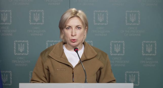 В Україні знову відкрито гуманітарні коридори для евакуації - маршрути