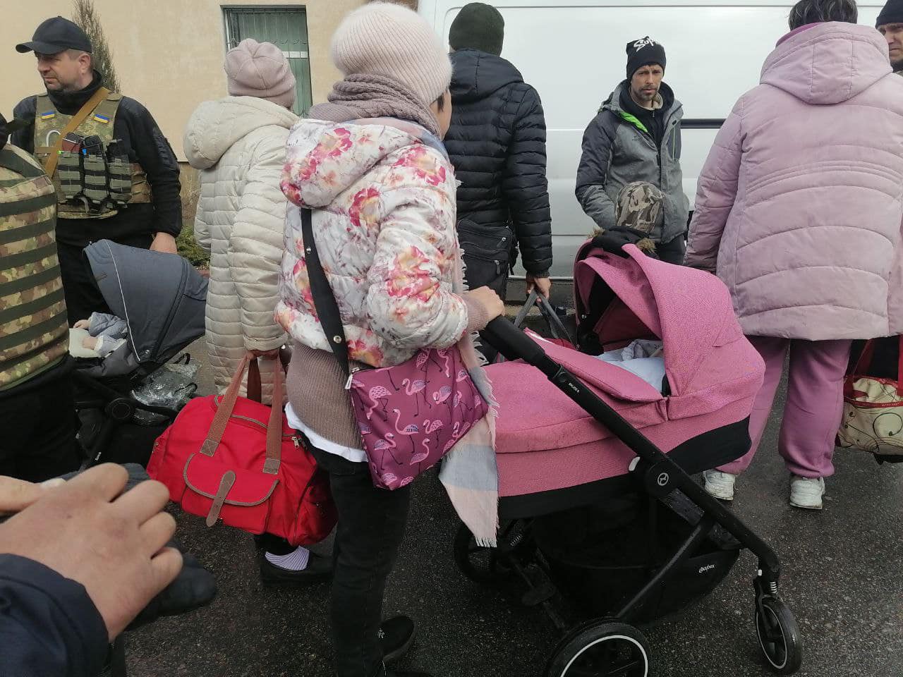 На Київщині з окупованої території Димерської громади евакуйовано понад 400 мешканців