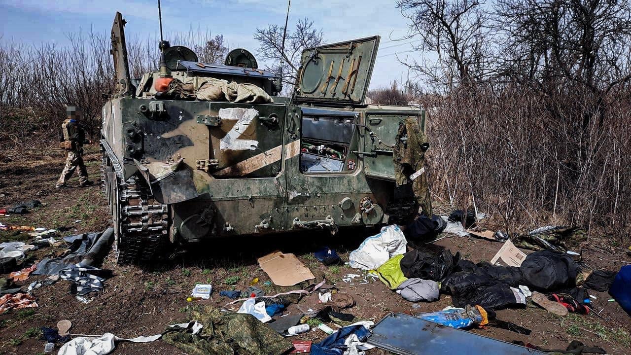 Рашистські загарбники втратили в України 725 танків, знищено близько 19,5 тисяч ординців - Генштаб ЗСУ