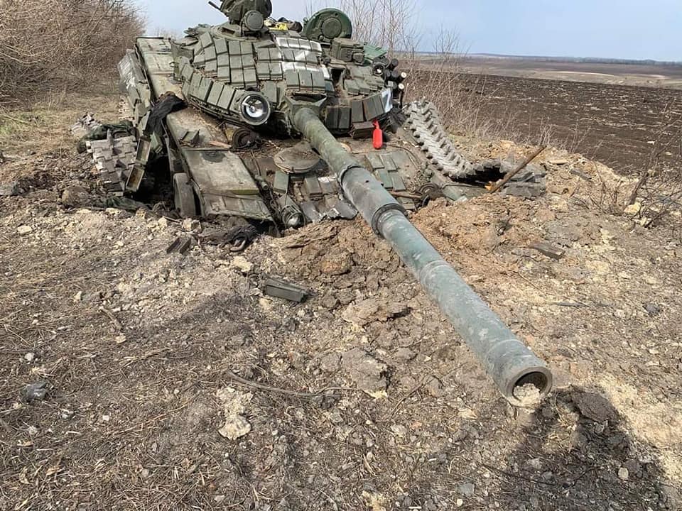 Рашистські загарбники втратили в України майже 700 танків та 150 літаків, знищено 18600 ординців - Генштаб ЗСУ