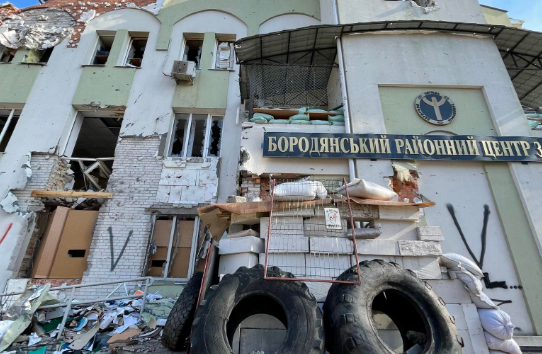 У Бородянському центрі зайнятості москалі влаштовували собі штаб (фото, відео)