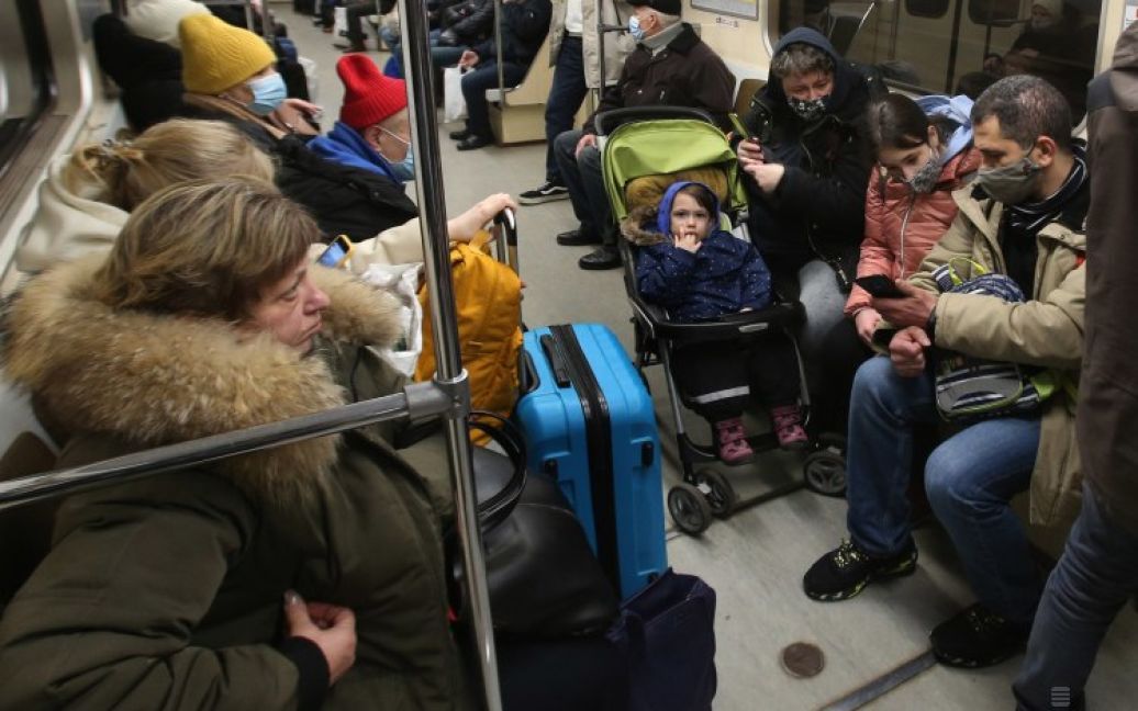 Рух поїздів метро в Києві продовжили до станції “Академмістечко”