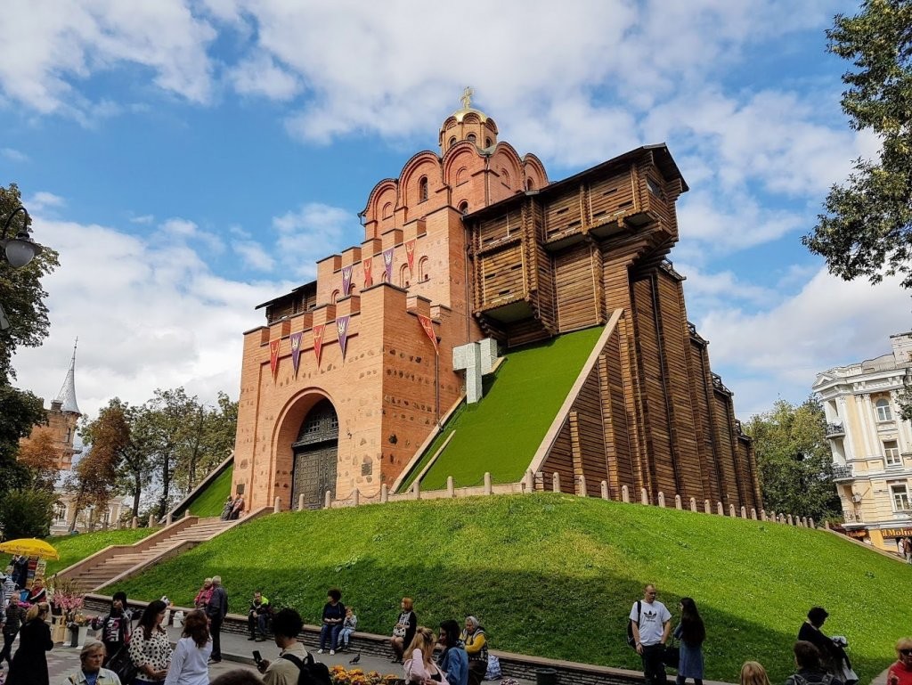 Музей “Золоті ворота” в Києві відновлює роботу