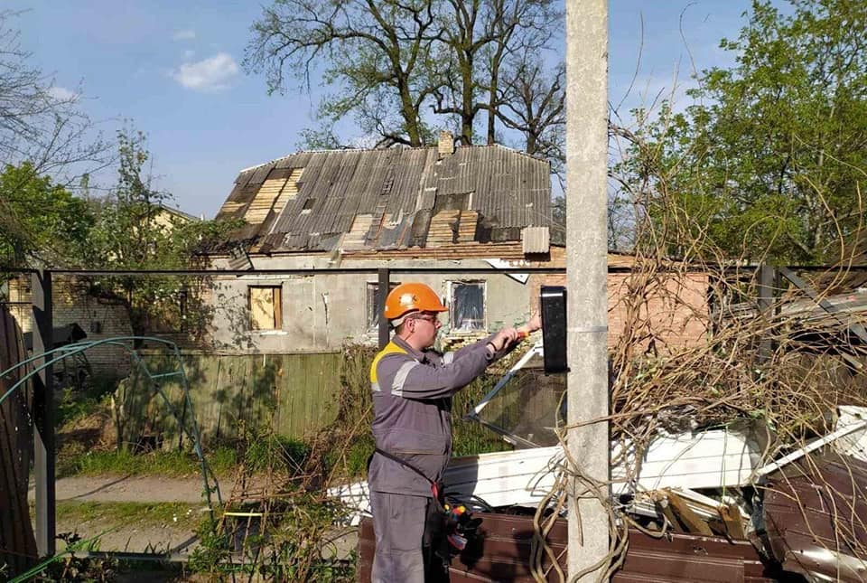 На Київщині за добу знешкоджено понад 340 боєприпасів, без світла залишаються 5 населених пунктів, триває підключення води та газу, - КОВА