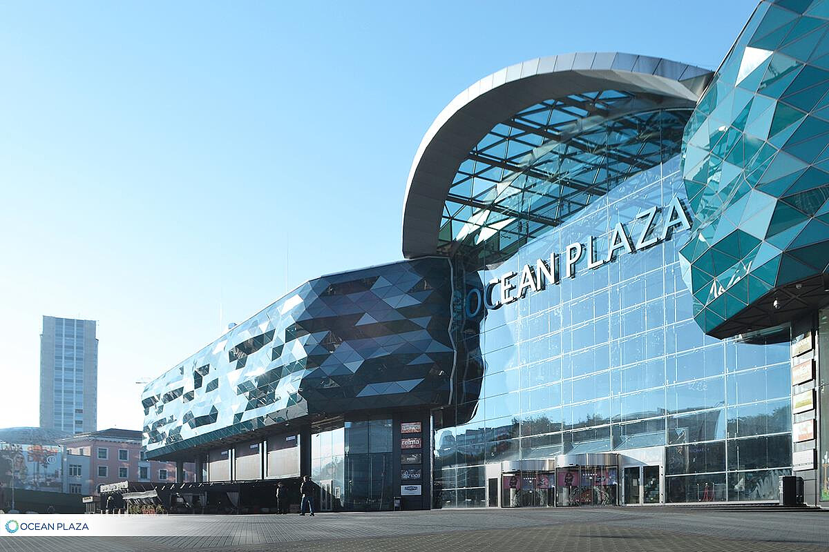 Один з найбільших торгових центрів Києва Ocean Plaza припинив роботу