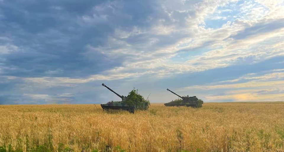 На півдні захисники України знищили два склади з боєприпасами рашистів, - ОК “Південь”