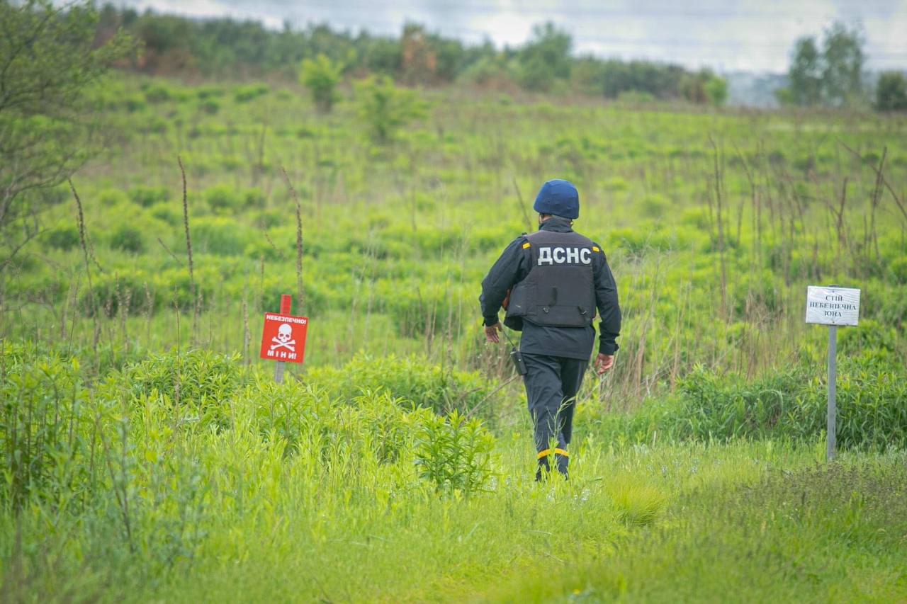 Майже 52 тисячі вибухонебезпечних предметів ліквідовано в Київській області, - КОВА