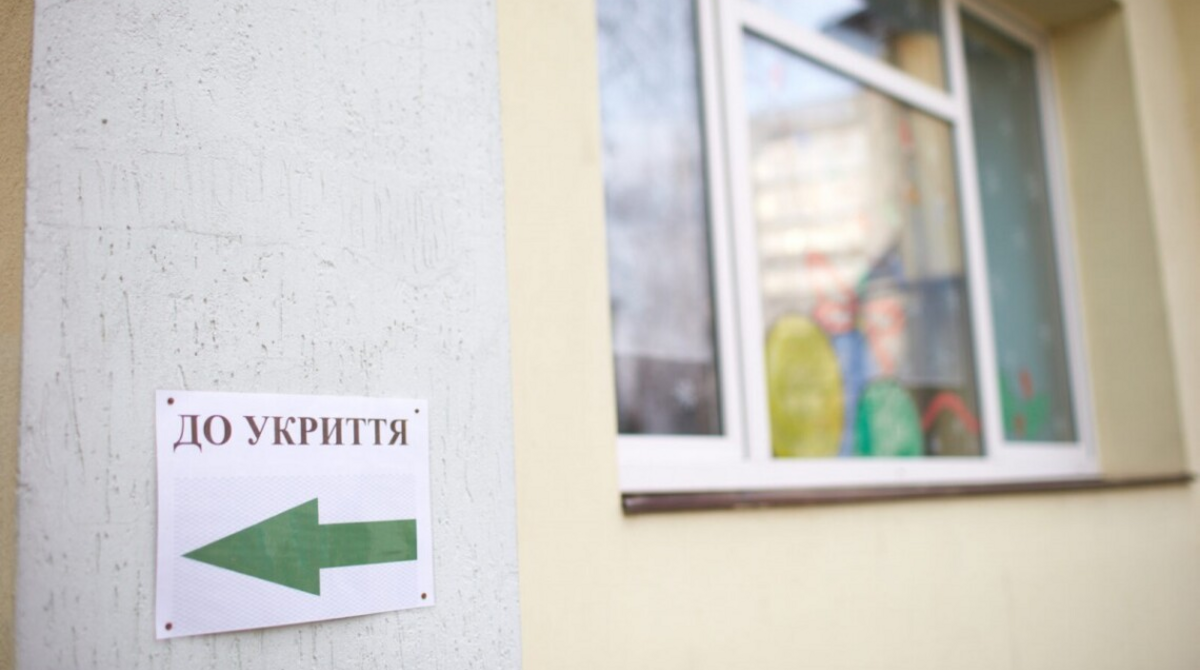Жителів Васильківської громади просять користуватись власними підвалами через нестачу укриттів