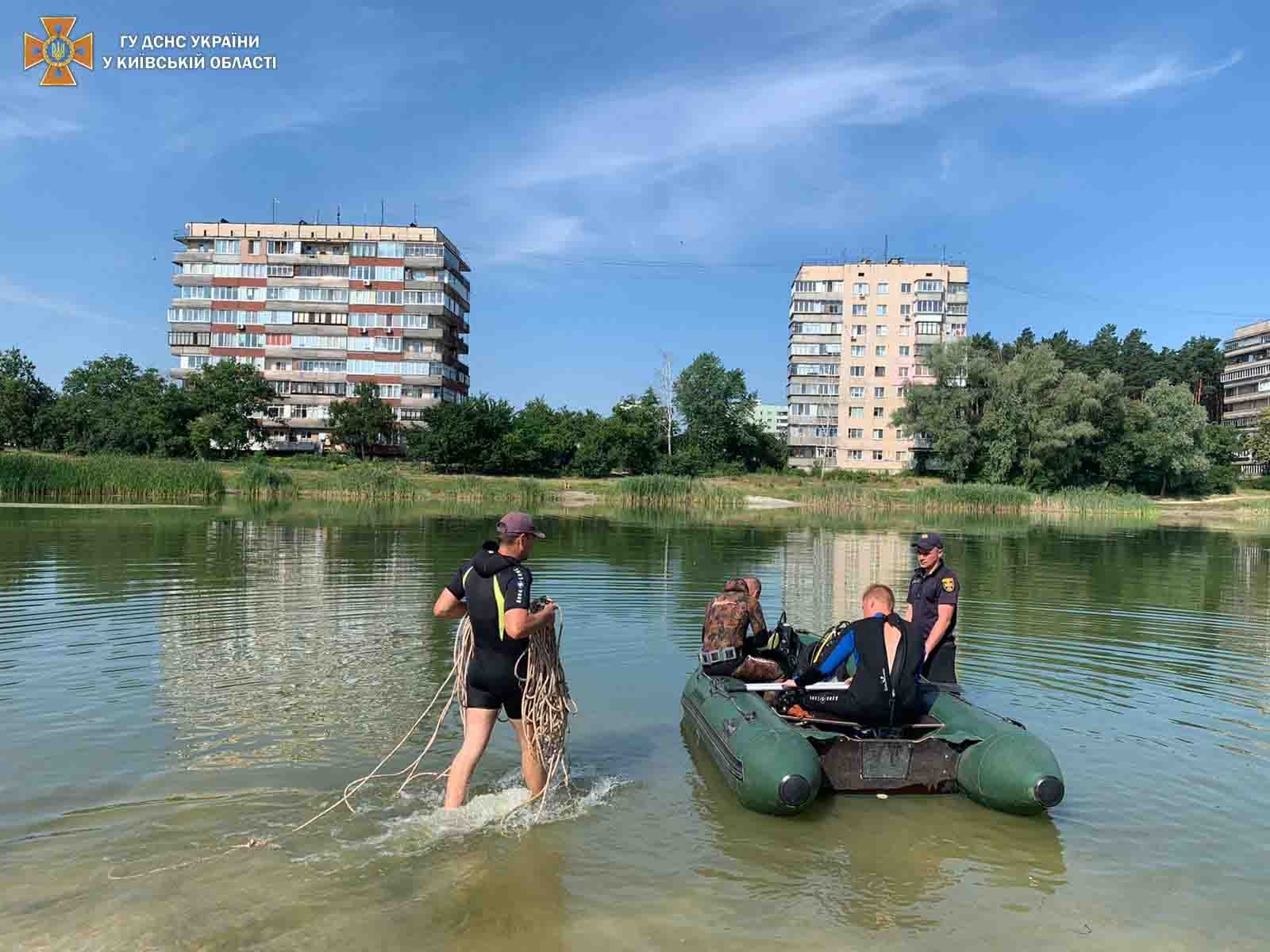 У Броварах на Київщині знайшли тіло жінки, яка напердодні потонула в озері