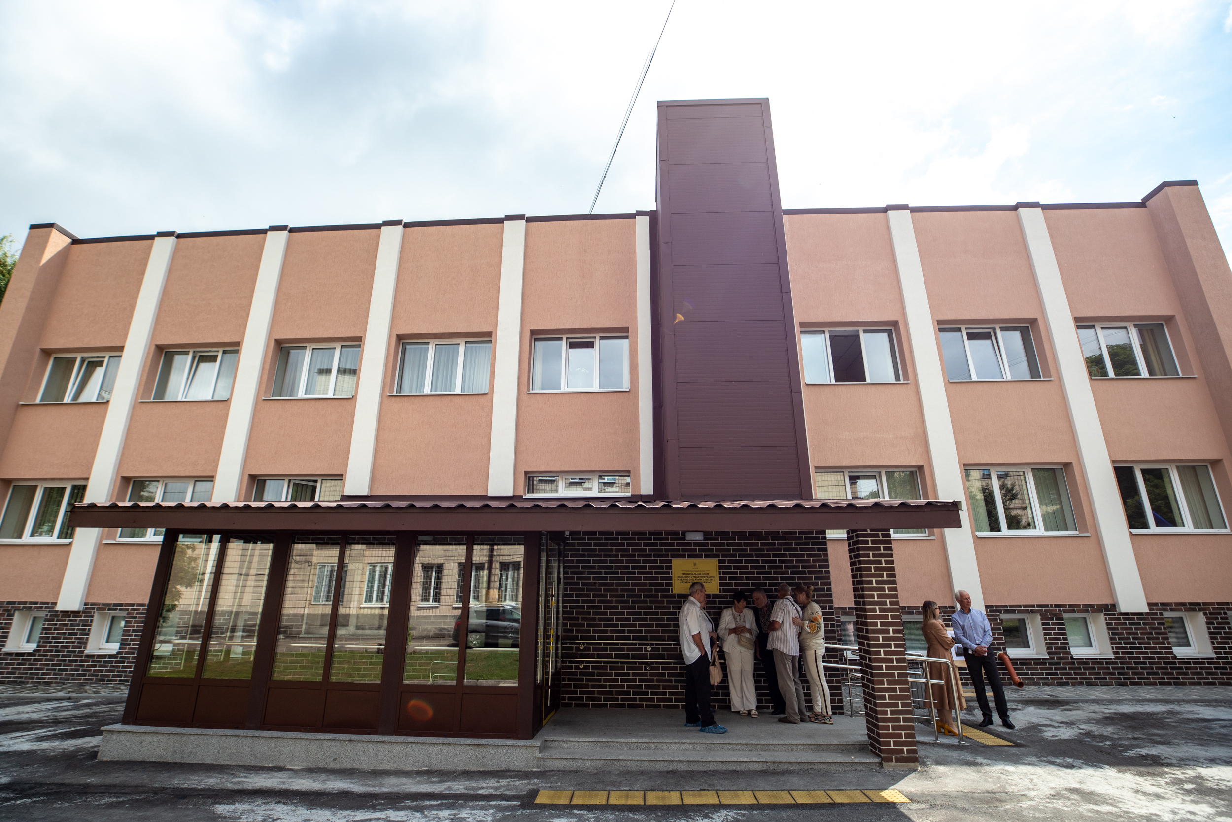 У Шевченківському районі Києва запрацював сучасний центр соціального обслуговування громадян