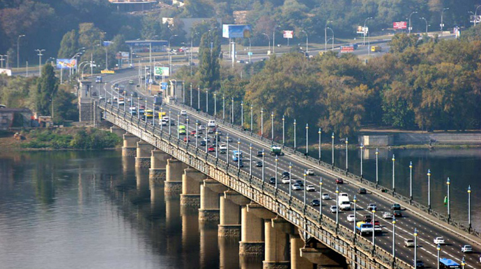 Кабмін виділив 35 млн гривень на реконструкцію моста Патона в Києві