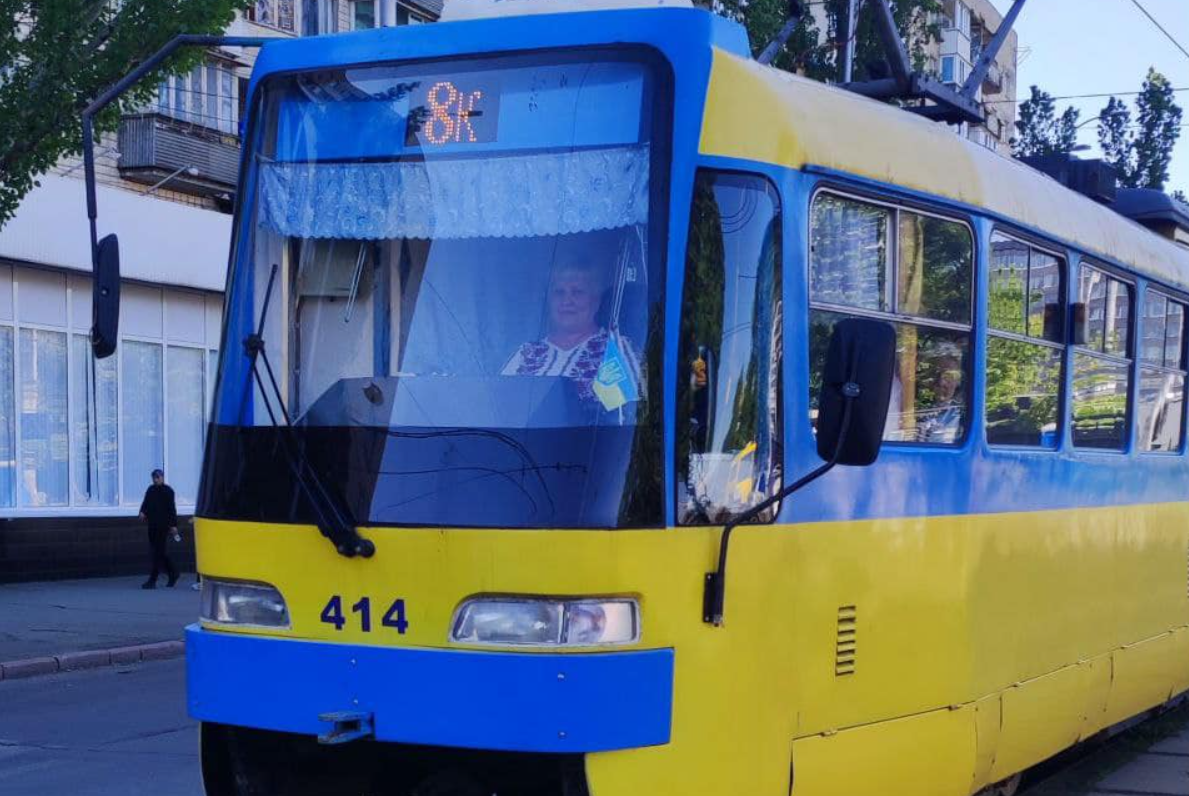 На столичних Позняках 6 серпня буде змінено маршрути трамваїв №№ 8-К, 28-Д