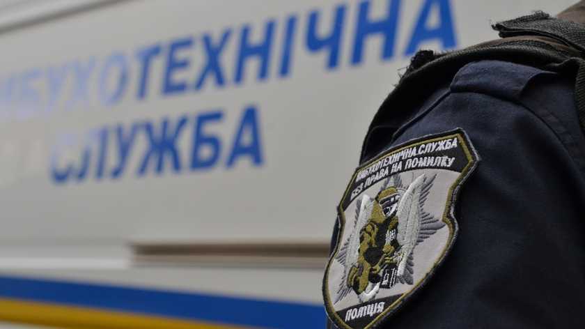 У Києві через повідомлення про замінування евакуювали два навчальних заклади