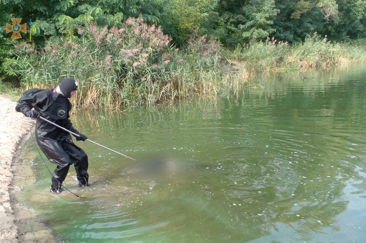 З озера “Йорданське” в Оболонському районі Києва рятувальники дістали тіла двох чоловіків