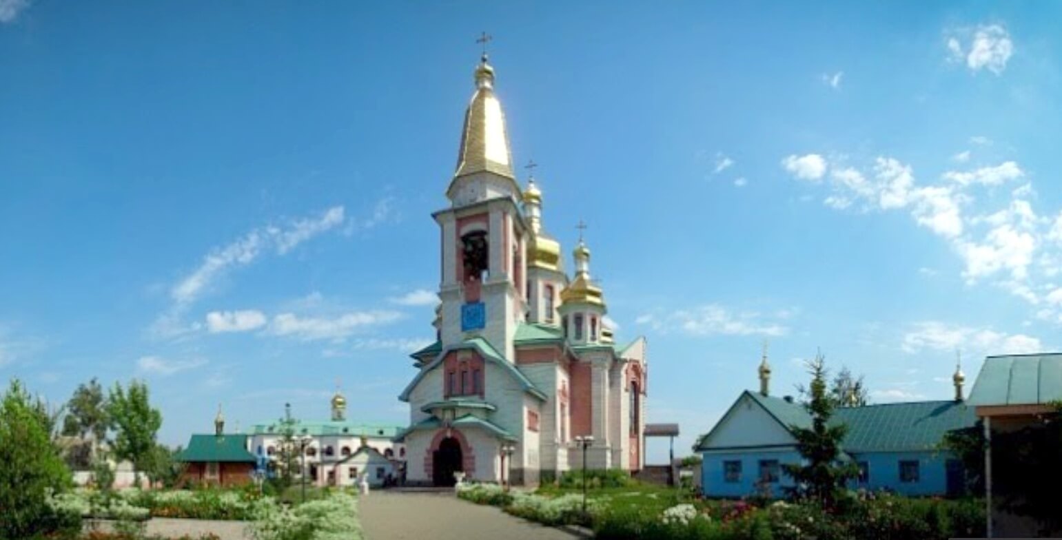 Броварська влада передала ПЦУ комплекс будівель, які належали монастирю московського патріархату