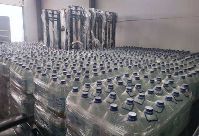 Київщина отримає 100 тисяч бутлів питної води з Ізраїлю