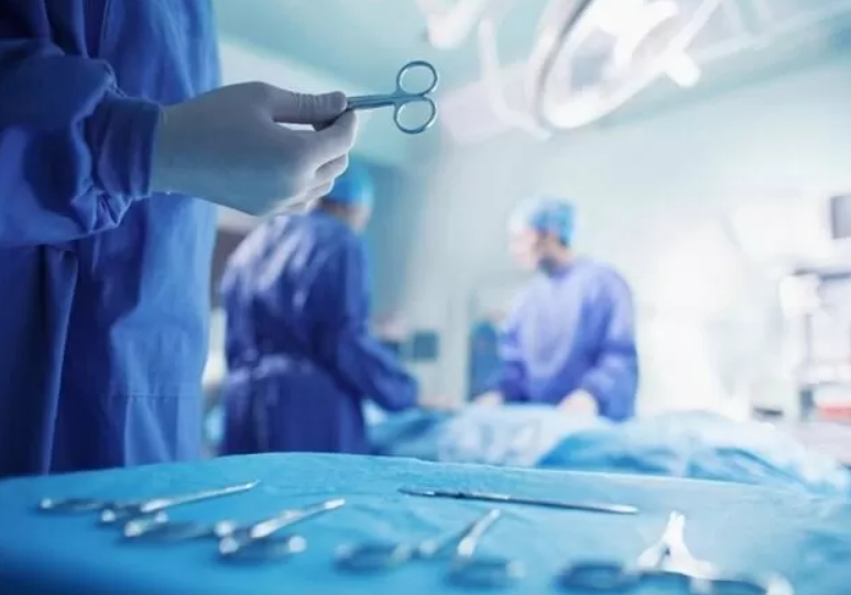 У КМДА розповіли, як кияни можуть отримати безоплатну хірургічно допомогу та супутні медичні послуги