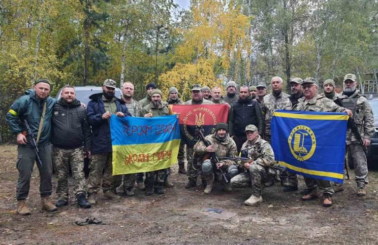 Київміськбудівці передали гуманітарну допомогу постраждалим районам на сході України