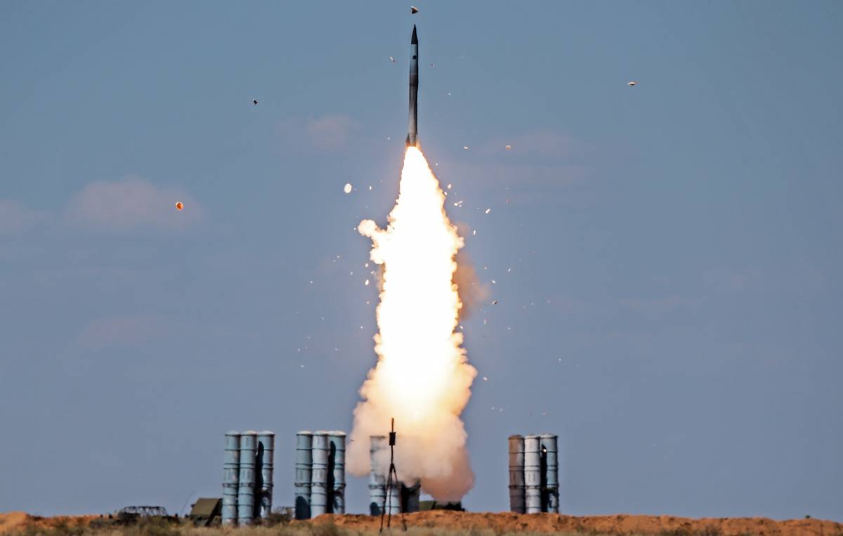 Вчора ввечері російські окупанти обстріляли Харків ракетами С-300