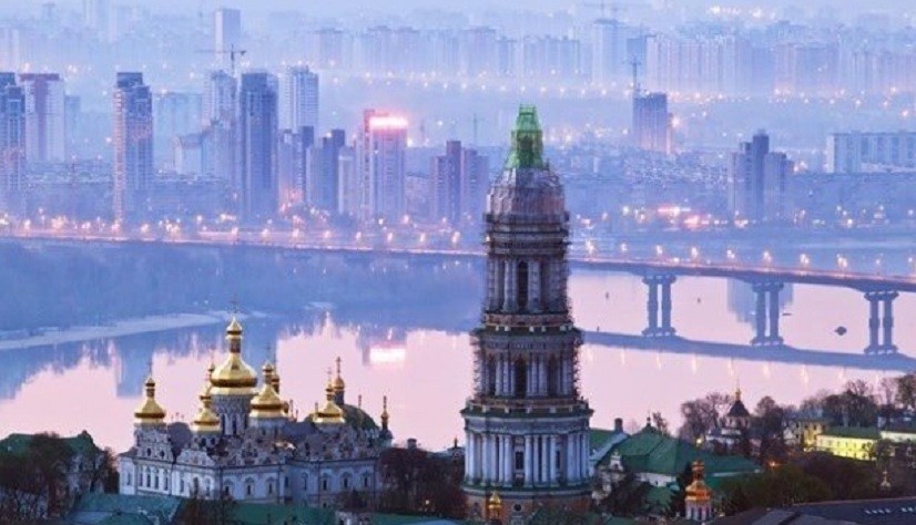 У Києві станом на ранок 1 листопада повітря чисте, радіаційний фон перебуває в нормі