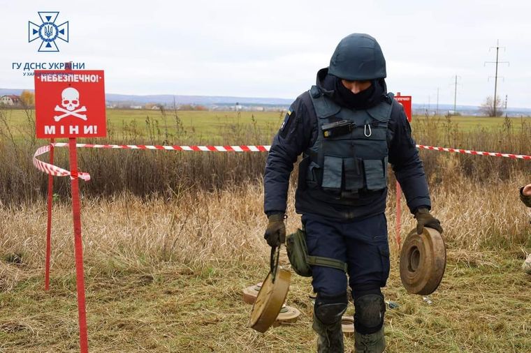 Мешканці Фастівського району сьогодні можуть чути звуки вибухів