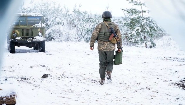 Пісківська громада хоче закупити 100 зимових військових форм