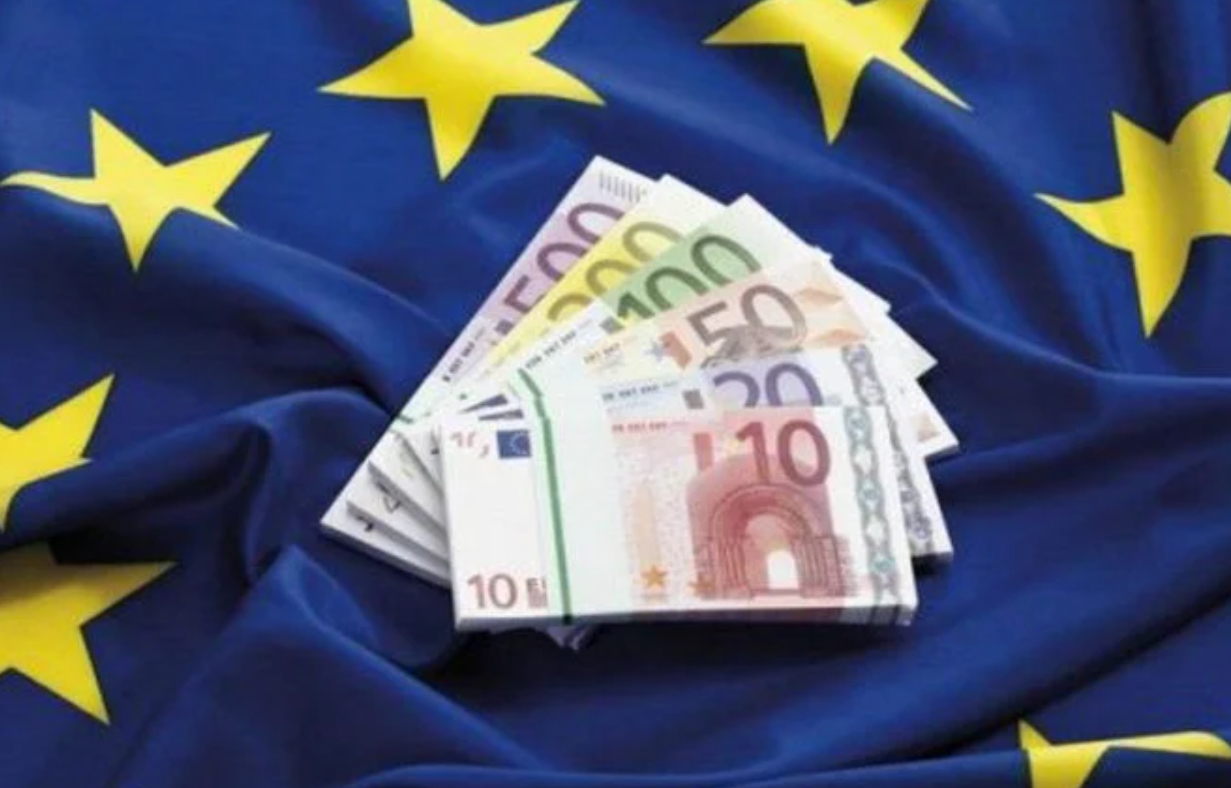 Україна отримала 500 млн євро кредитних коштів макрофіну від ЄС